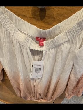 NWT GUESS White to Blush Ombre Off-Shoulder Peasant Top, S